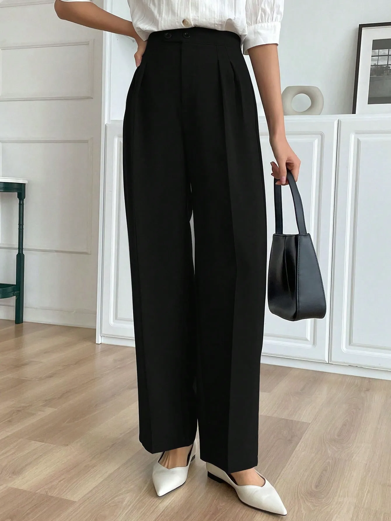 Black High Waist Plicated Detail Straight Leg Pants