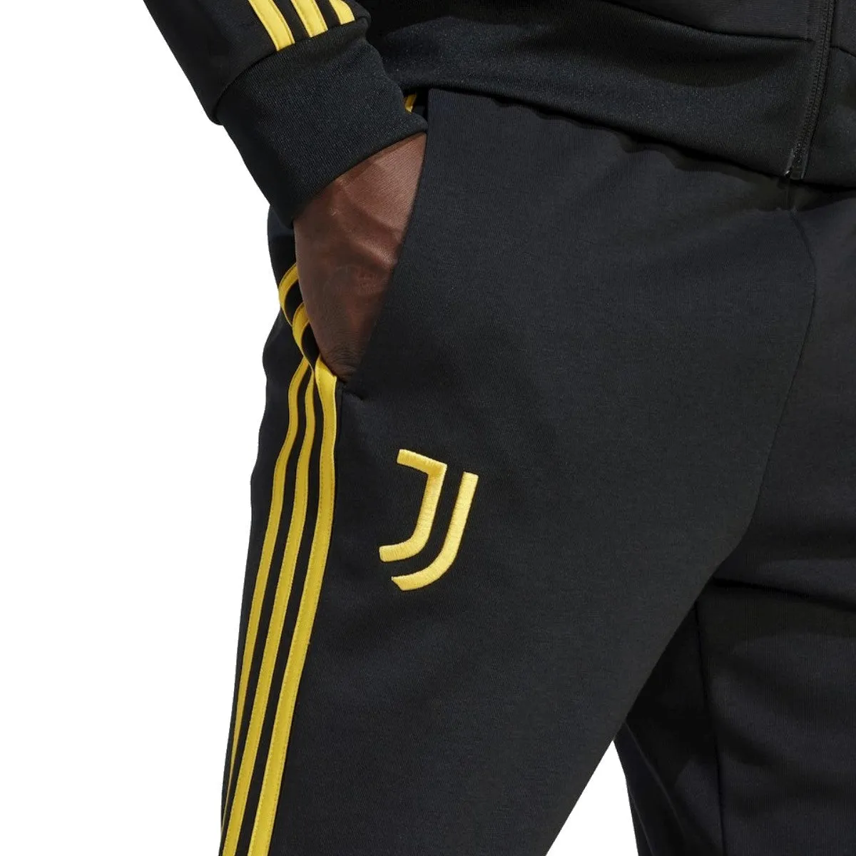 Juventus Casual 3S black presentation tracksuit 2023/24 - Adidas