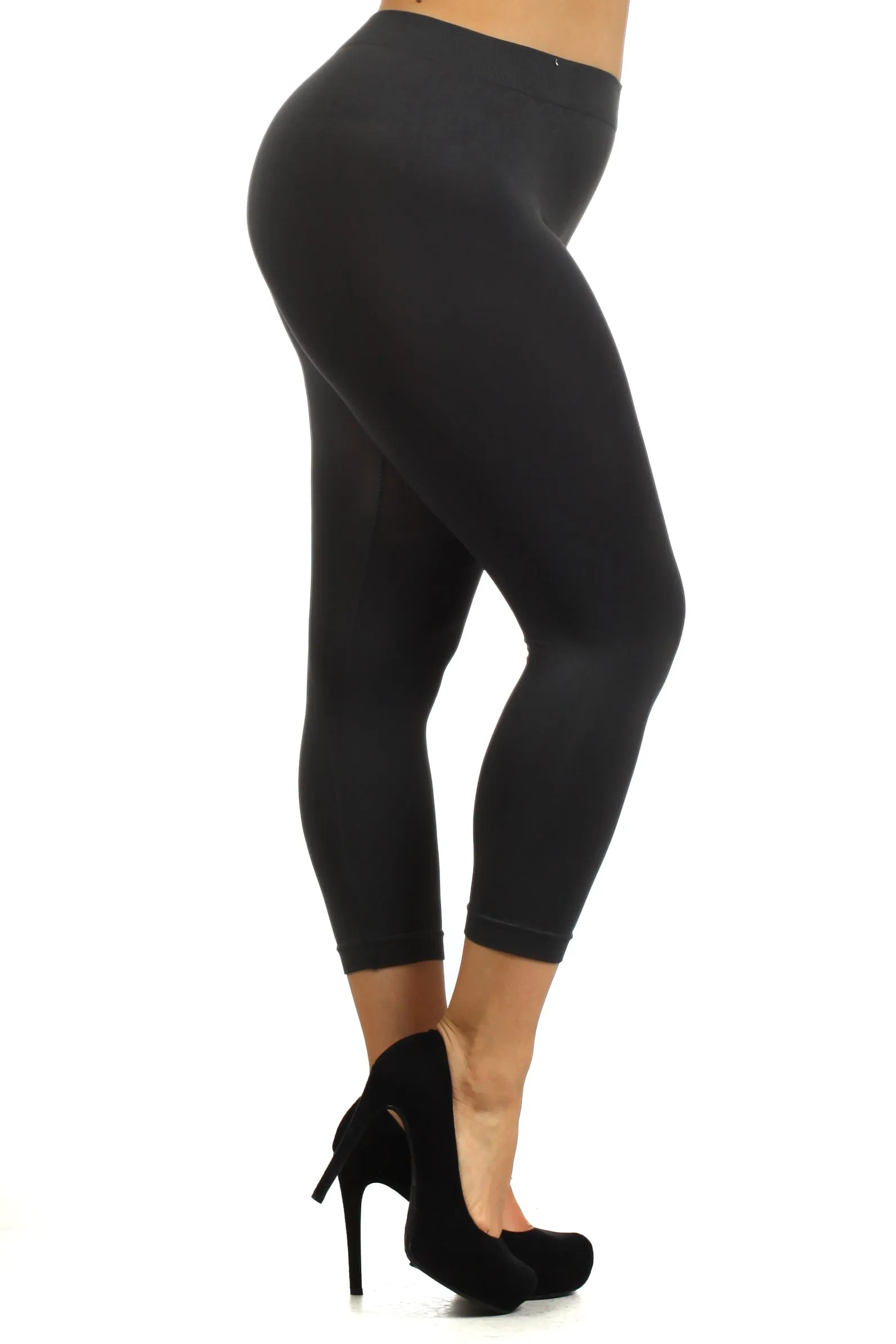 Plus Size Stretchy Seamless Capri Legging