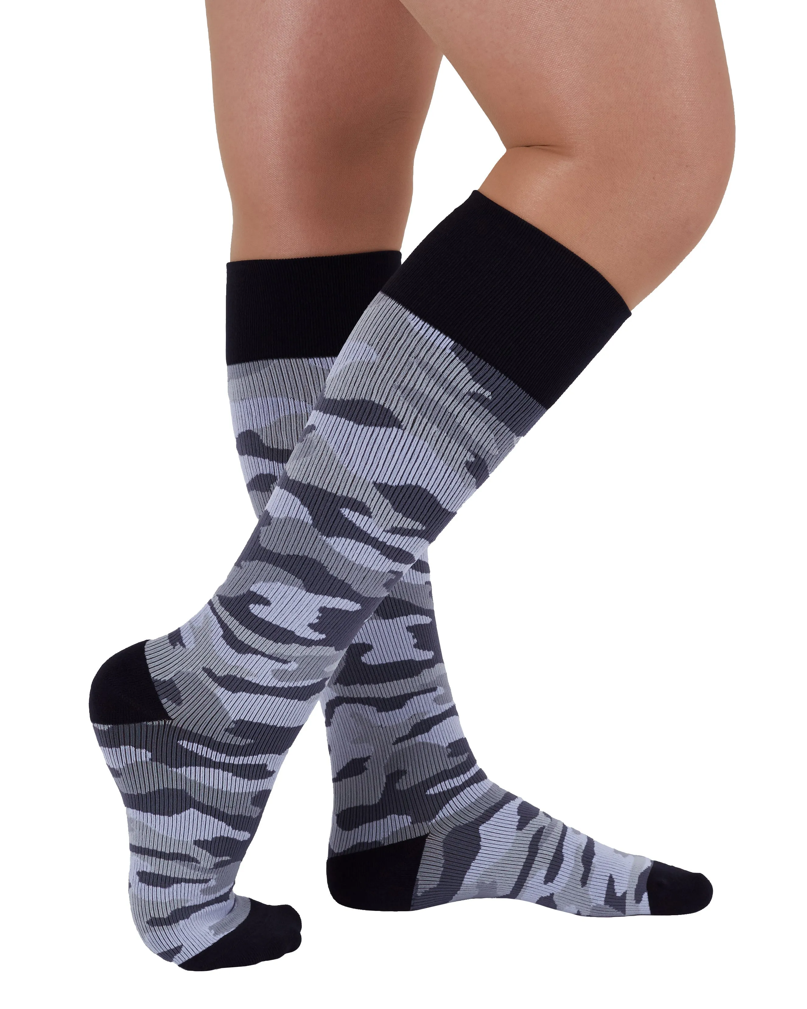 Rejuva Camo 15-20 mmHg Knee High Compression Socks