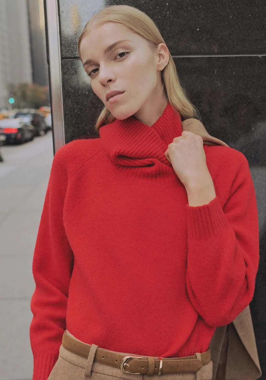 Turtleneck knitted sweater - Red